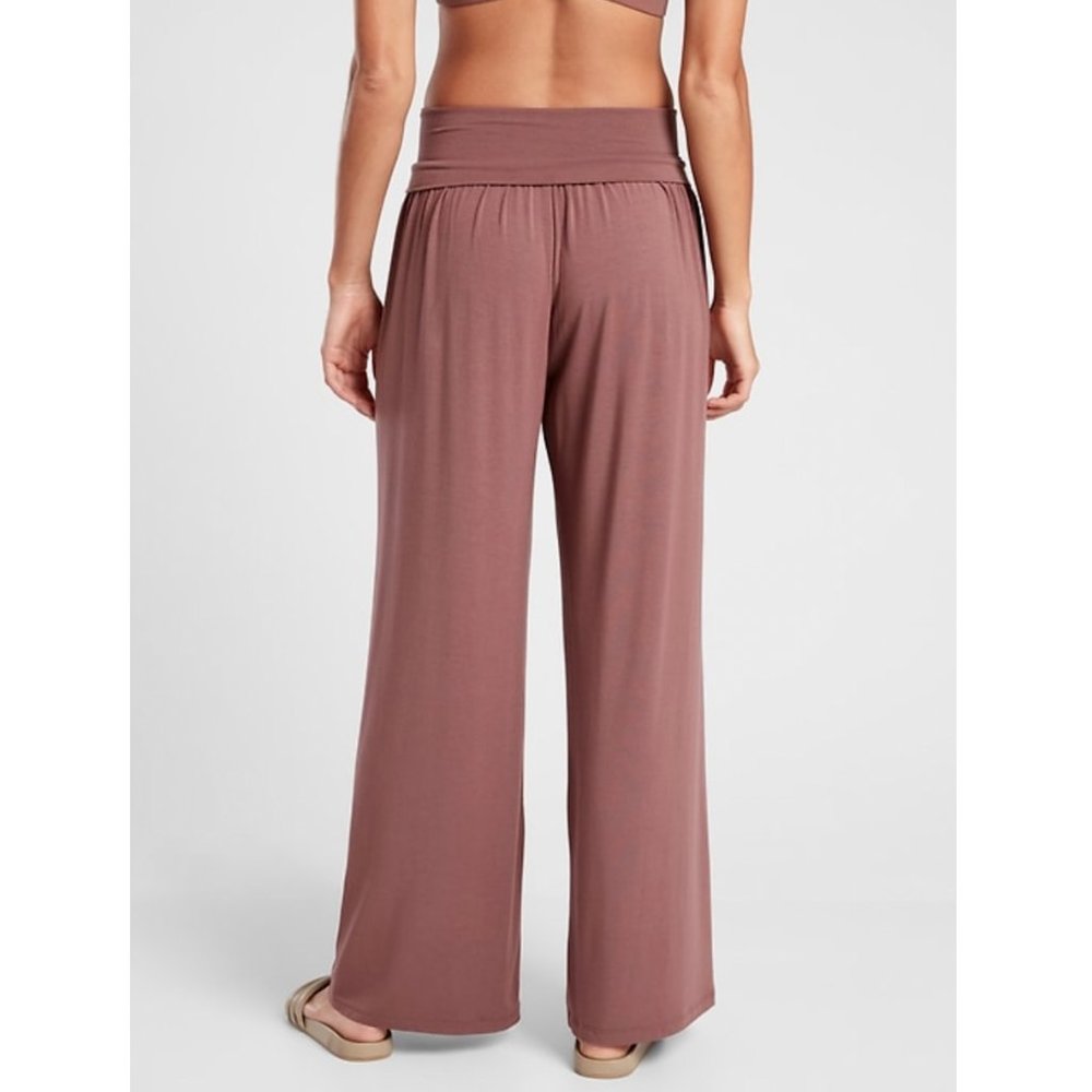ATHLETA HEART ROSE WIDE LEG STUDIO PANT - Picture 4 of 6